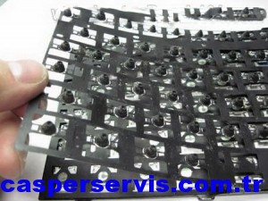 disassemble-laptop-keyboard-26